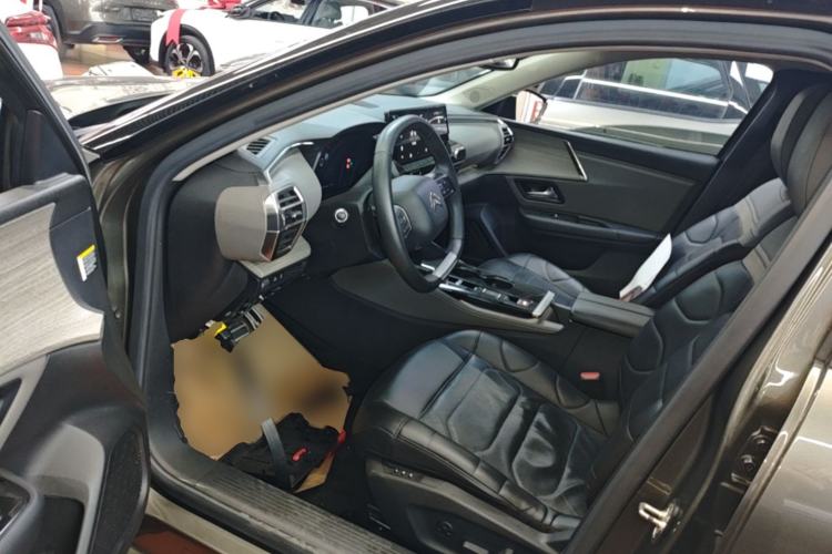 Used Citroen C5 X 2021 1.6T Ignite the Extraordinary Left Front Seat