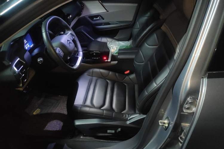 Used Citroen C5 X 2021 1.6T Enjoy the Extraordinary Left Front Seat
