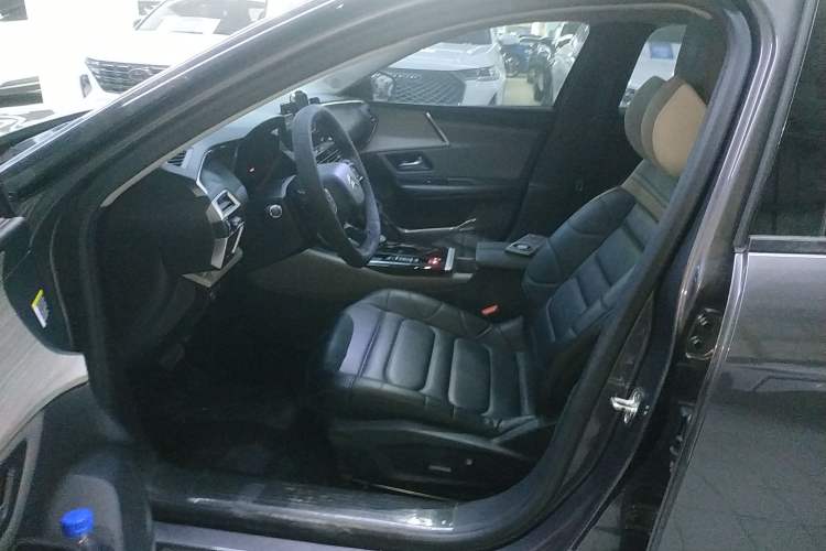 Used Citroen C5 X 2021 1.6T Enjoy the Extraordinary Left Front Seat