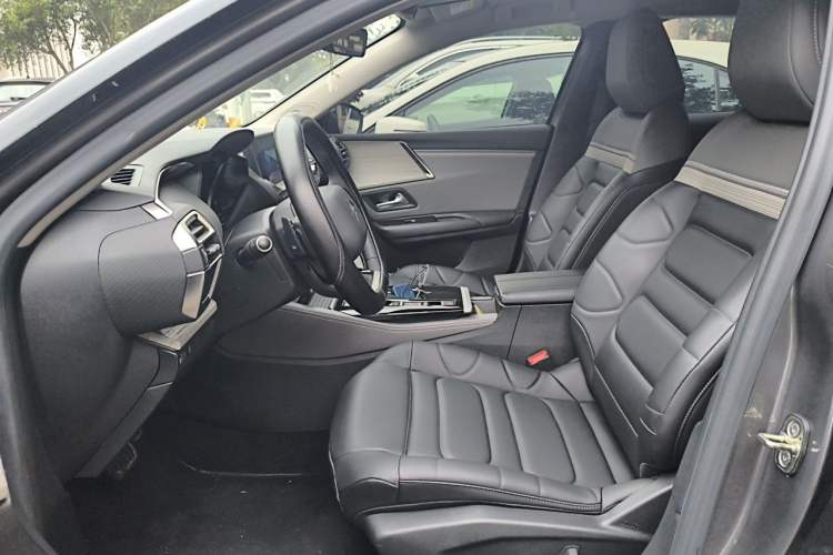 Used Citroen C5 X 2021 1.6T Enjoy the Extraordinary Left Front Seat