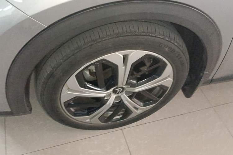 Used Citroen C5 X 2021 1.6T Enjoy the Extraordinary Left Front Wheel Hub