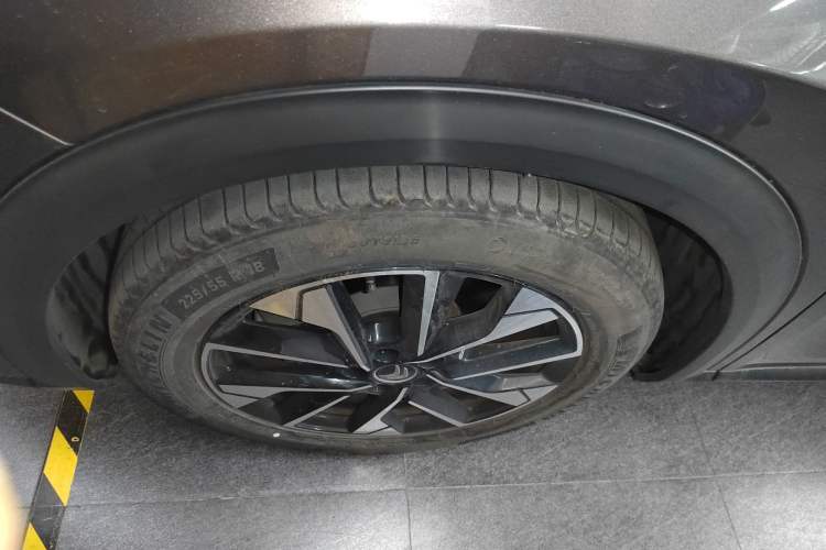 Used Citroen C5 X 2021 1.6T Enjoy the Extraordinary Left Front Wheel Hub
