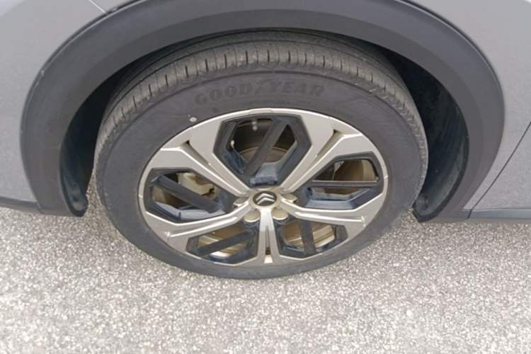 Used Citroen C5 X 2021 1.6T Enjoy the Extraordinary Left Front Wheel Hub