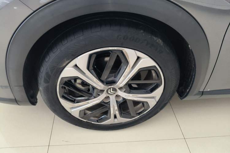 Used Citroen C5 X 2021 1.6T Enjoy the Extraordinary Left Front Wheel Hub