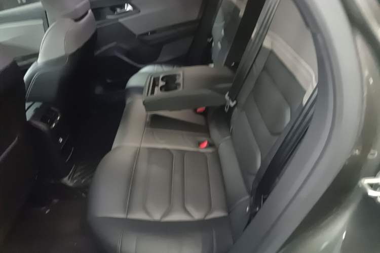 Used Citroen C5 X 2021 1.6T Impressive Edition Left Rear Seat