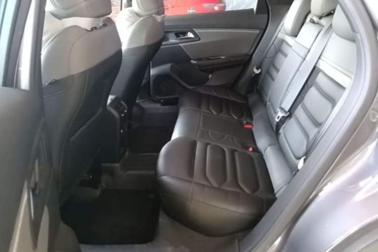 Used Citroen C5 X 2021 1.6T Enjoy the Extraordinary Left Rear Seat
