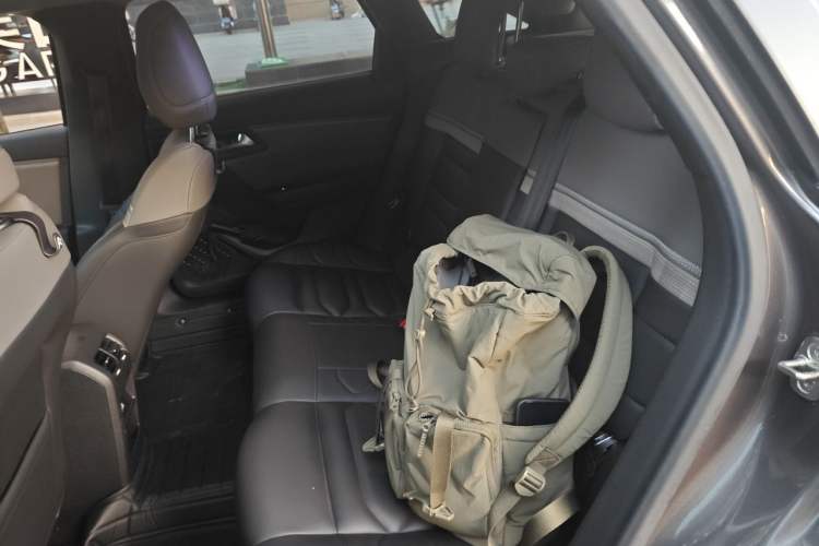 Used Citroen C5 X 2021 1.6T Enjoy the Extraordinary Left Rear Seat