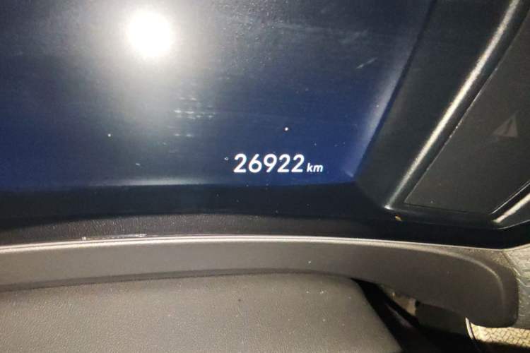 Used Citroen C5 X 2021 1.6T Enjoy the Extraordinary Odometer Close Up