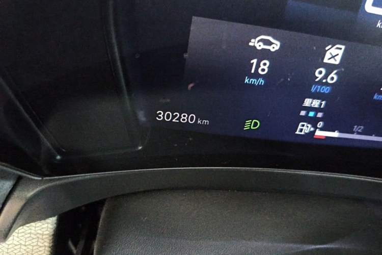 Used Citroen C5 X 2021 1.6T Enjoy the Extraordinary Odometer Close Up