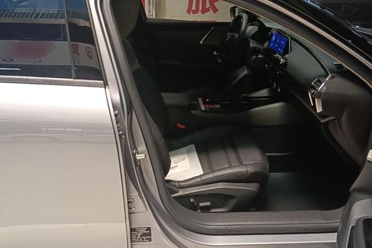 Used Citroen C5 X 2021 1.6T Enjoy the Extraordinary Right Front Seat
