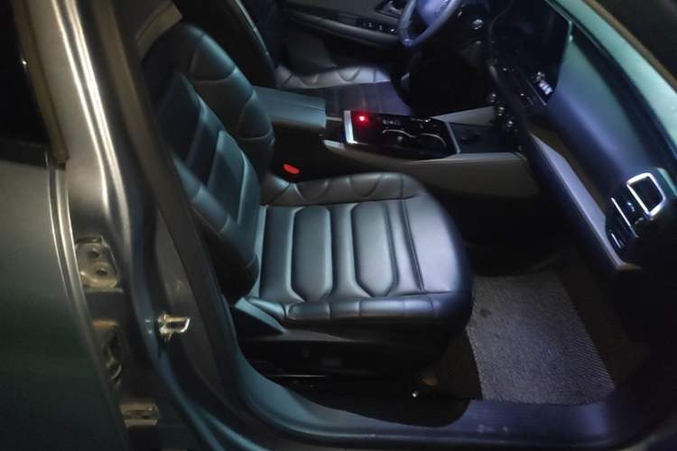 Used Citroen C5 X 2021 1.6T Enjoy the Extraordinary Right Front Seat