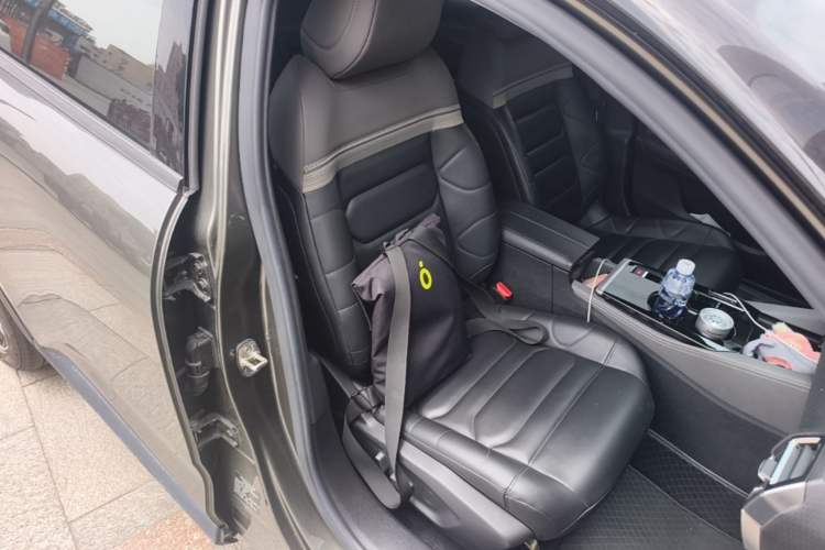 Used Citroen C5 X 2021 1.6T Enjoy the Extraordinary Right Front Seat
