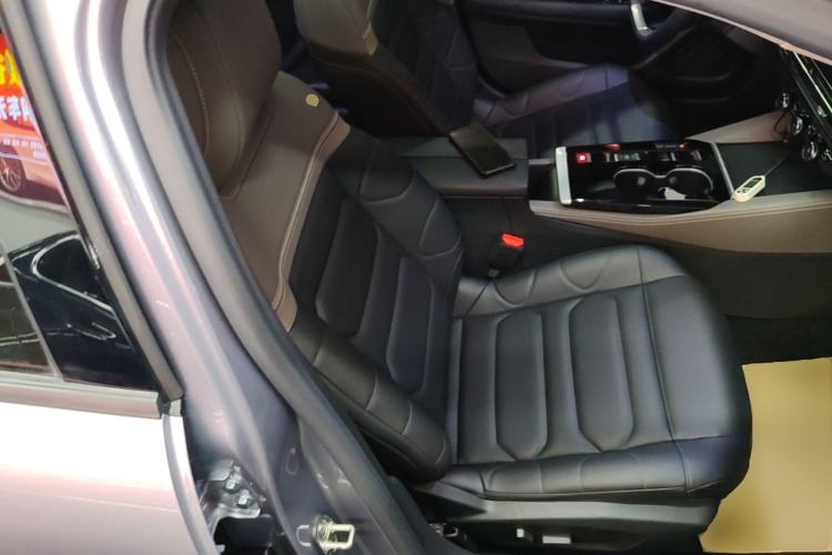 Used Citroen C5 X 2021 1.6T Enjoy the Extraordinary Right Front Seat