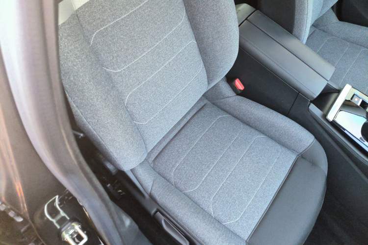 Used Citroen C5 X 2021 1.6T Enjoy the Extraordinary Right Front Seat