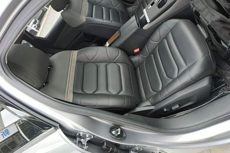 Used Citroen C5 X 2021 1.6T Enjoy the Extraordinary Right Front Seat