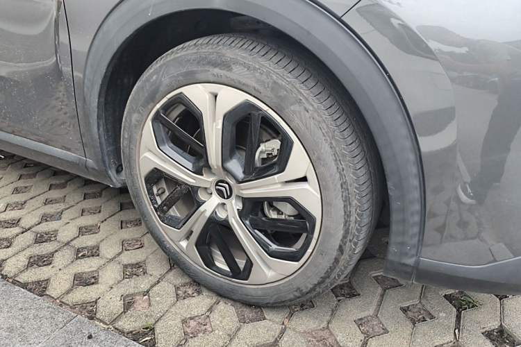 Used Citroen C5 X 2021 1.6T Enjoy the Extraordinary Right Front Wheel Hub
