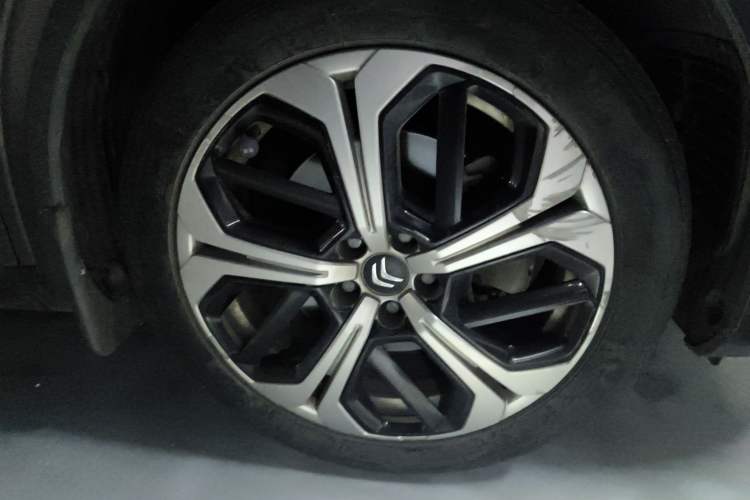 Used Citroen C5 X 2021 1.6T Enjoy the Extraordinary Right Front Wheel Hub