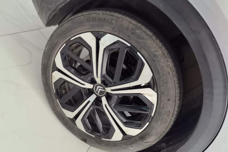Used Citroen C5 X 2021 1.6T Flagship Edition Right Rear Wheel Hub