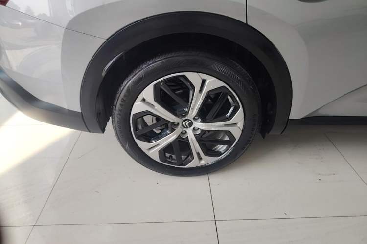 Used Citroen C5 X 2021 1.6T Enjoy the Extraordinary Right Rear Wheel Hub