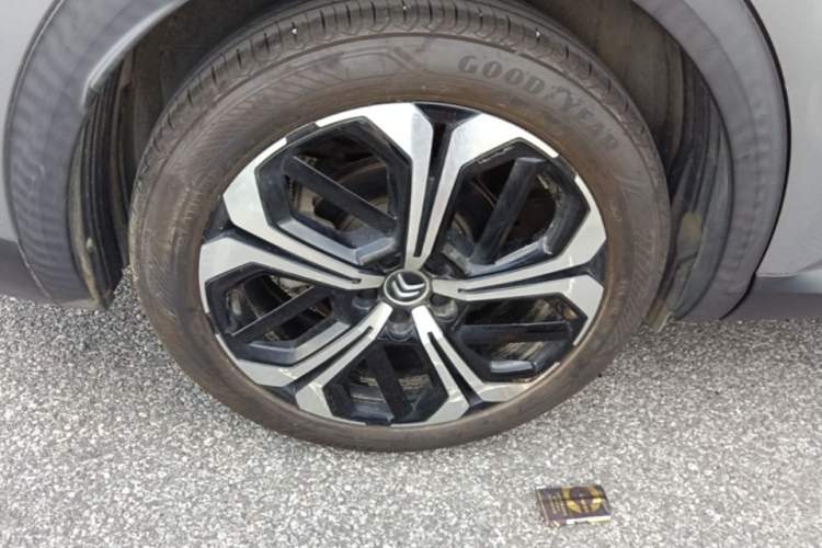 Used Citroen C5 X 2021 1.6T Flagship Edition Right Rear Wheel Hub