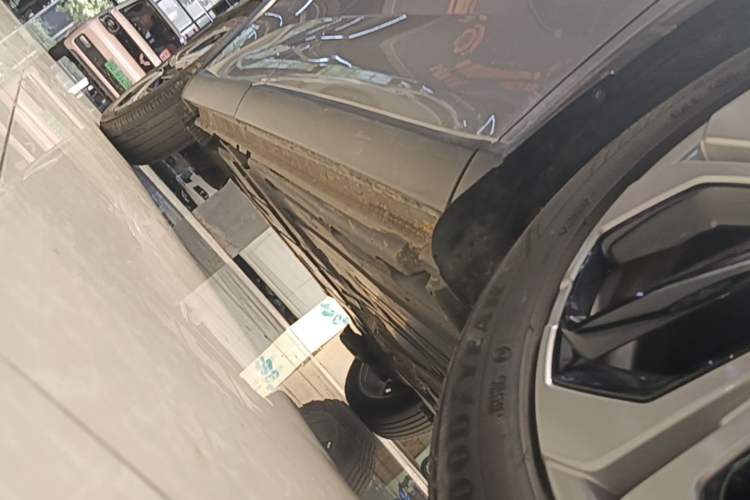 Used Citroen C5 X 2021 1.6T Enjoy the Extraordinary Right Side Sill