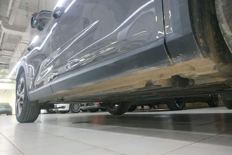 Used Citroen C5 X 2021 1.6T Enjoy the Extraordinary Right Side Sill