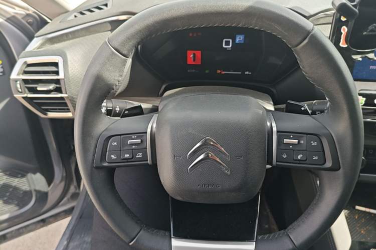 Used Citroen C5 X 2021 1.6T Enjoy the Extraordinary Steering Wheel