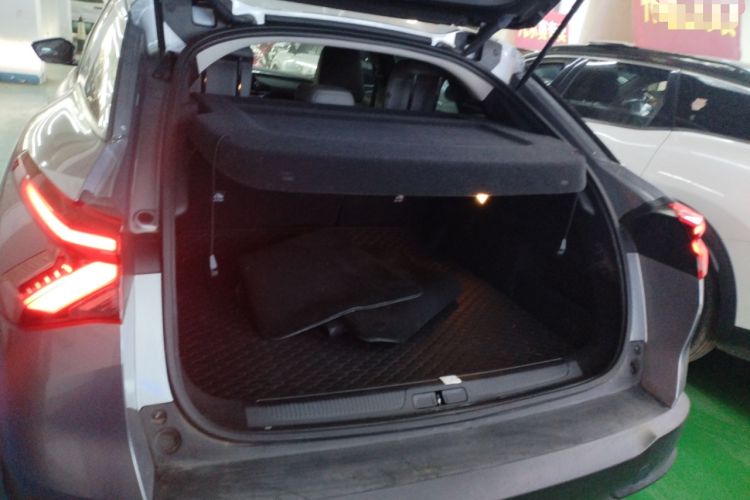 Used Citroen C5 X 2021 1.6T Enjoy the Extraordinary Trunk