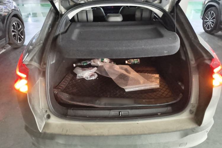 Used Citroen C5 X 2021 1.6T Impressive Edition Trunk