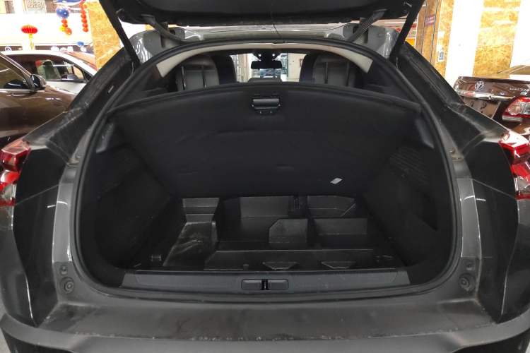 Used Citroen C5 X 2021 1.6T Enjoy the Extraordinary Trunk