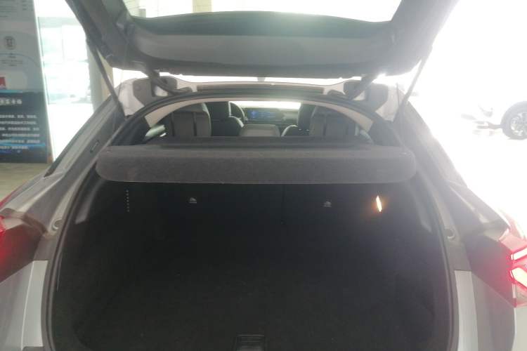 Used Citroen C5 X 2021 1.6T Enjoy the Extraordinary Trunk