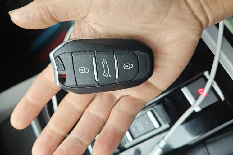 Used Citroen C5 X 2021 1.6T Enjoy the Extraordinary Vehicle Key