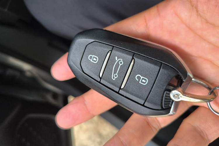 Used Citroen C5 X 2021 1.6T Enjoy the Extraordinary Vehicle Key