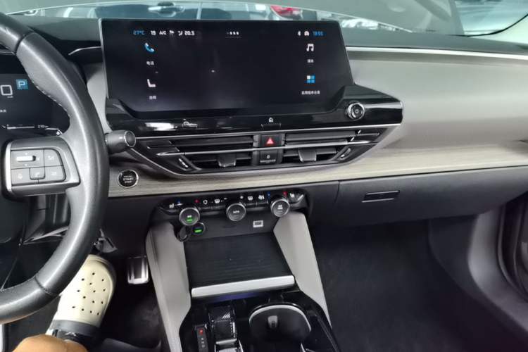 Used Citroen C5 X 2021 1.6T Ignite the Extraordinary Audio And AC Panel