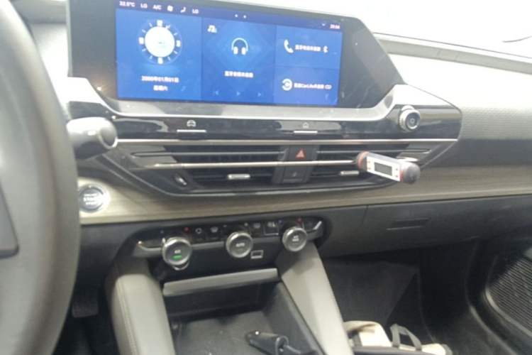 Used Citroen C5 X 2021 1.6T Enjoy the Extraordinary Audio And AC Panel