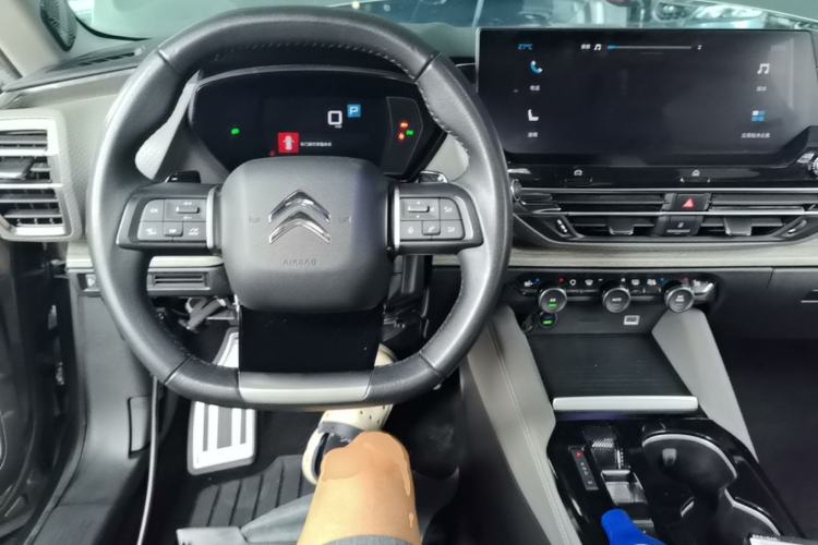 Used Citroen C5 X 2021 1.6T Ignite the Extraordinary Center Console