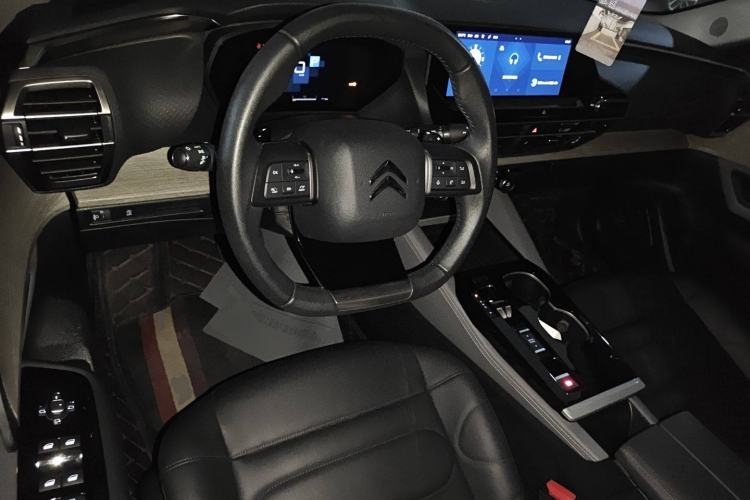 Used Citroen C5 X 2021 1.6T Enjoy the Extraordinary Center Console