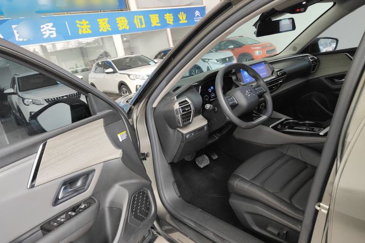Used Citroen C5 X 2021 1.6T Enjoy the Extraordinary Driver Seat