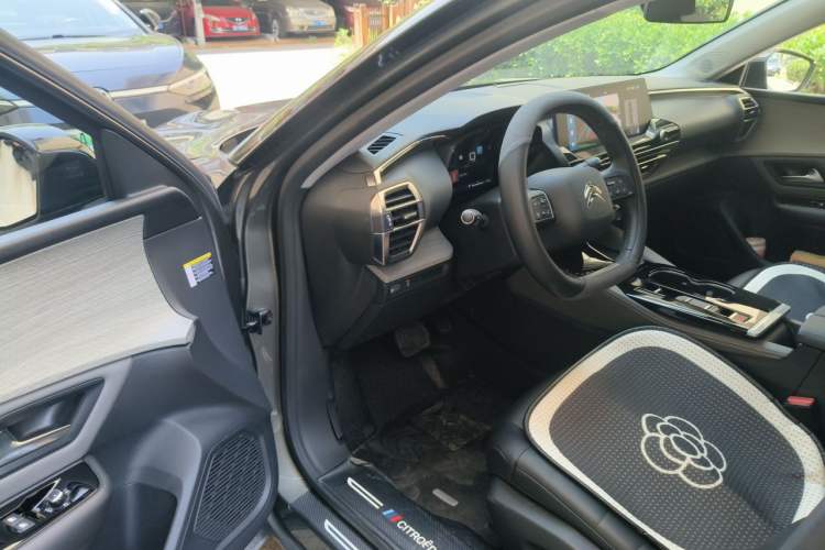 Used Citroen C5 X 2021 1.6T Impressive Edition Driver Seat