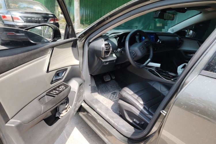 Used Citroen C5 X 2021 1.6T Enjoy the Extraordinary Driver Seat