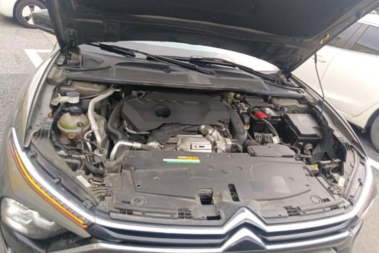 Used Citroen C5 X 2021 1.6T Enjoy the Extraordinary Engine Bay