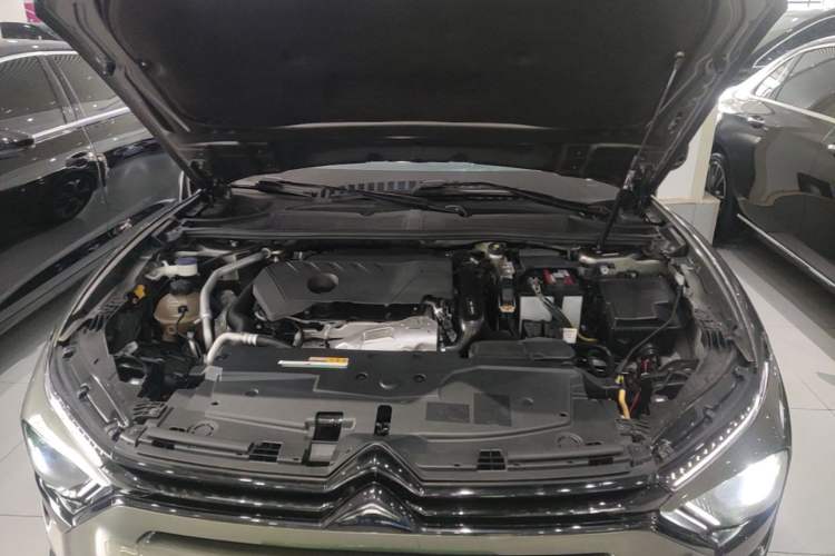 Used Citroen C5 X 2021 1.6T Impressive Edition Engine Bay