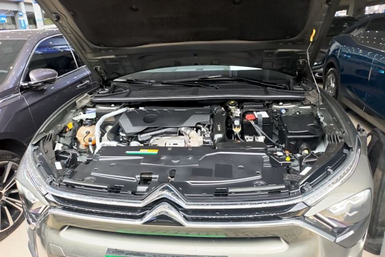 Used Citroen C5 X 2021 1.6T Impressive Edition Engine Bay