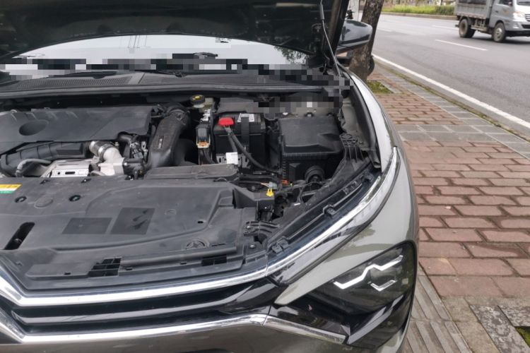 Used Citroen C5 X 2021 1.6T Enjoy the Extraordinary Engine Bay Left
