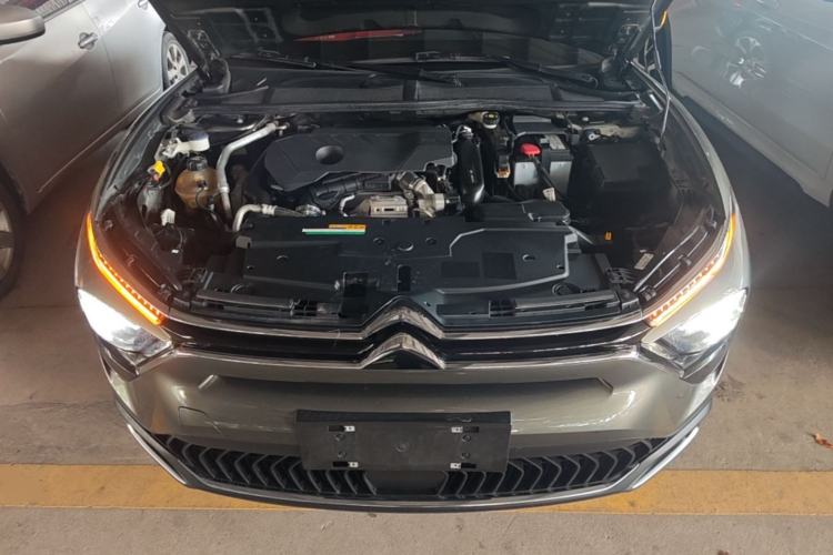 Used Citroen C5 X 2021 1.6T Enjoy the Extraordinary Engine Bay