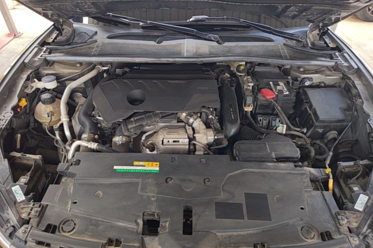 Used Citroen C5 X 2021 1.6T Enjoy the Extraordinary Engine Bay
