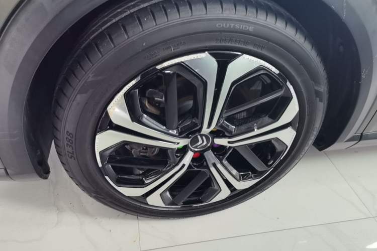 Used Citroen C5 X 2021 1.6T Ignite the Extraordinary Exterior 4