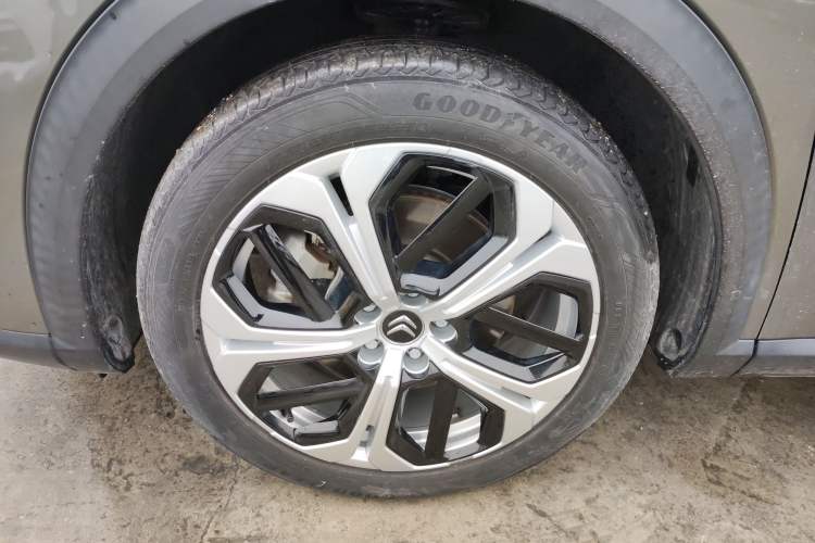 Used Citroen C5 X 2021 1.6T Enjoy the Extraordinary Exterior 4