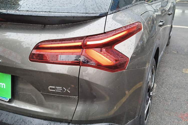 Used Citroen C5 X 2021 1.6T Enjoy the Extraordinary Exterior 6