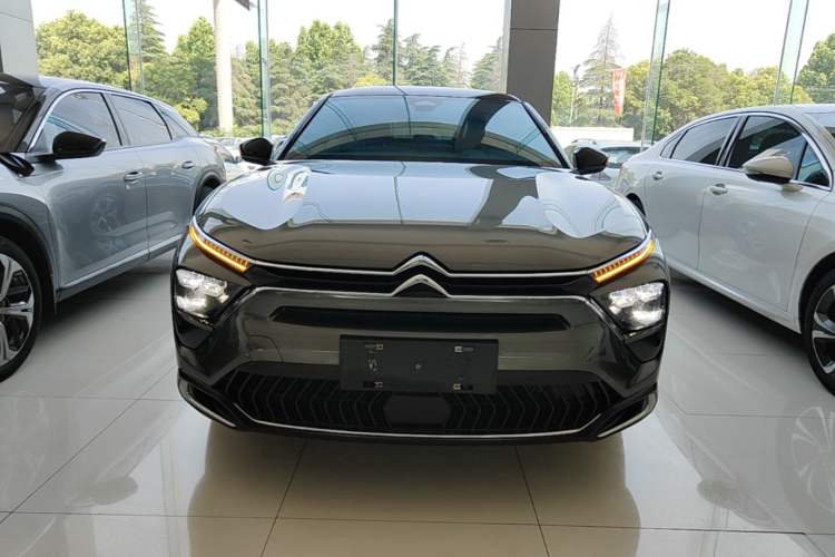 Used Citroen C5 X 2021 1.6T Enjoy the Extraordinary Front